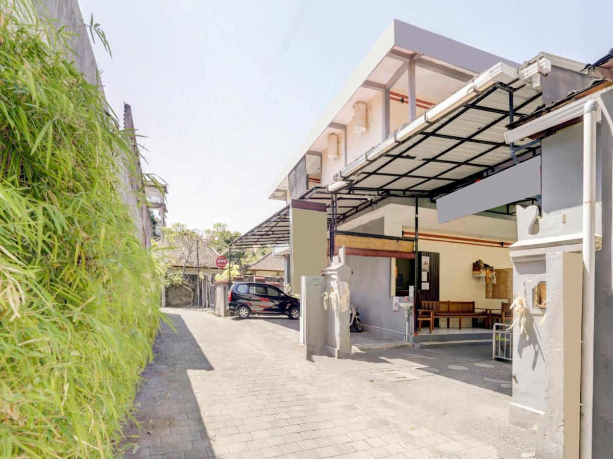 Rabasta Enjoy Kuta Hotel Kuta  Exterior photo